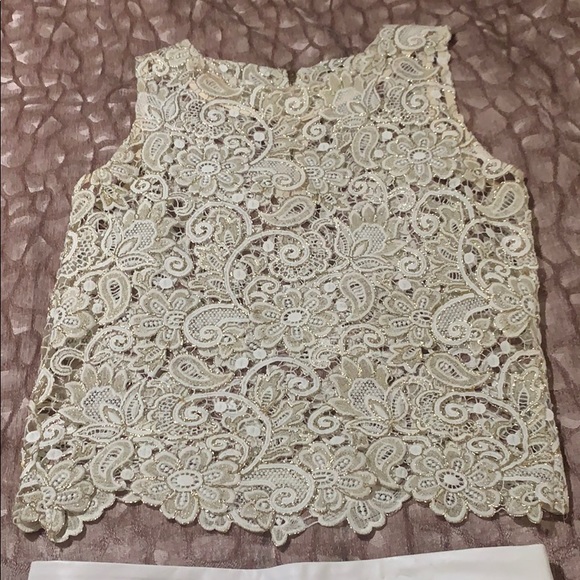 White and gold skirt and top with white leather - Picture 3 of 6